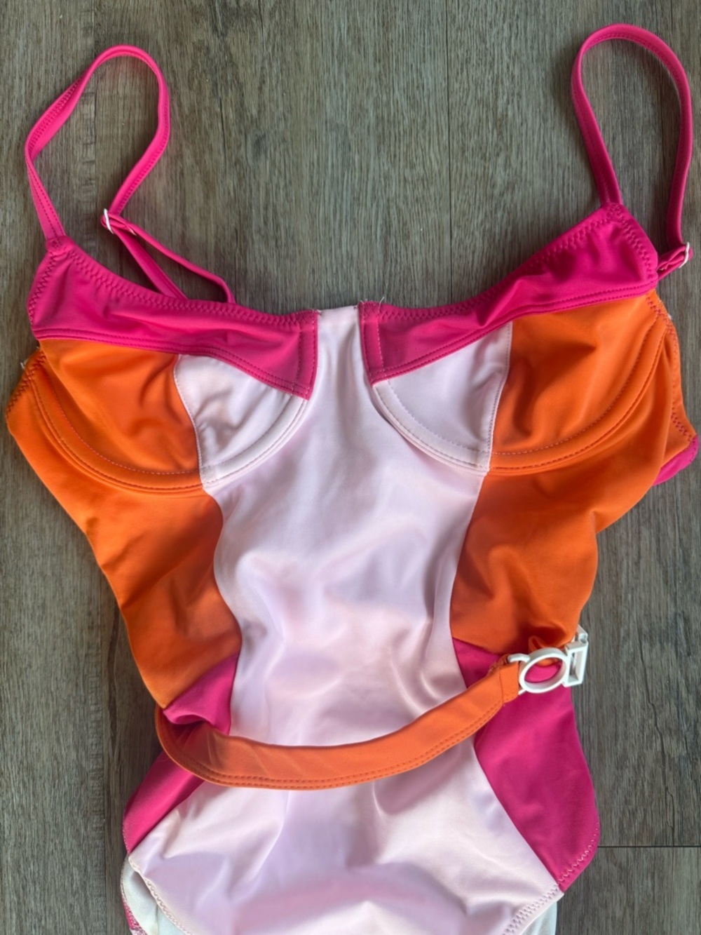 SOLID & STRIPED Spencer Strawberry One Piece - size Medium - Picture 2 of 4